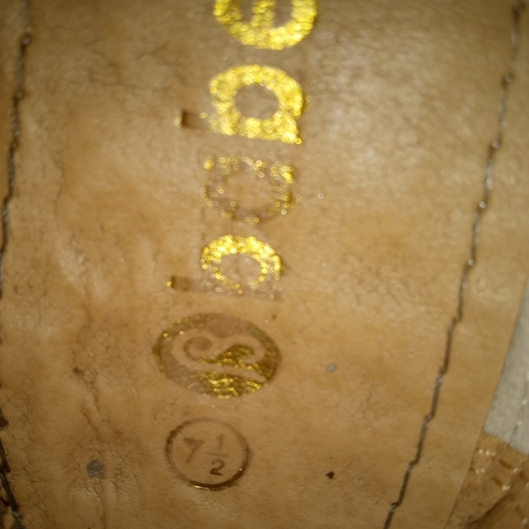 Off white lace flats - Picture 4 of 4